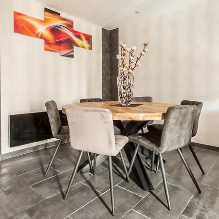 Holiday home Gile La Chocquoise A 7 Minutes From Bethune Chocques